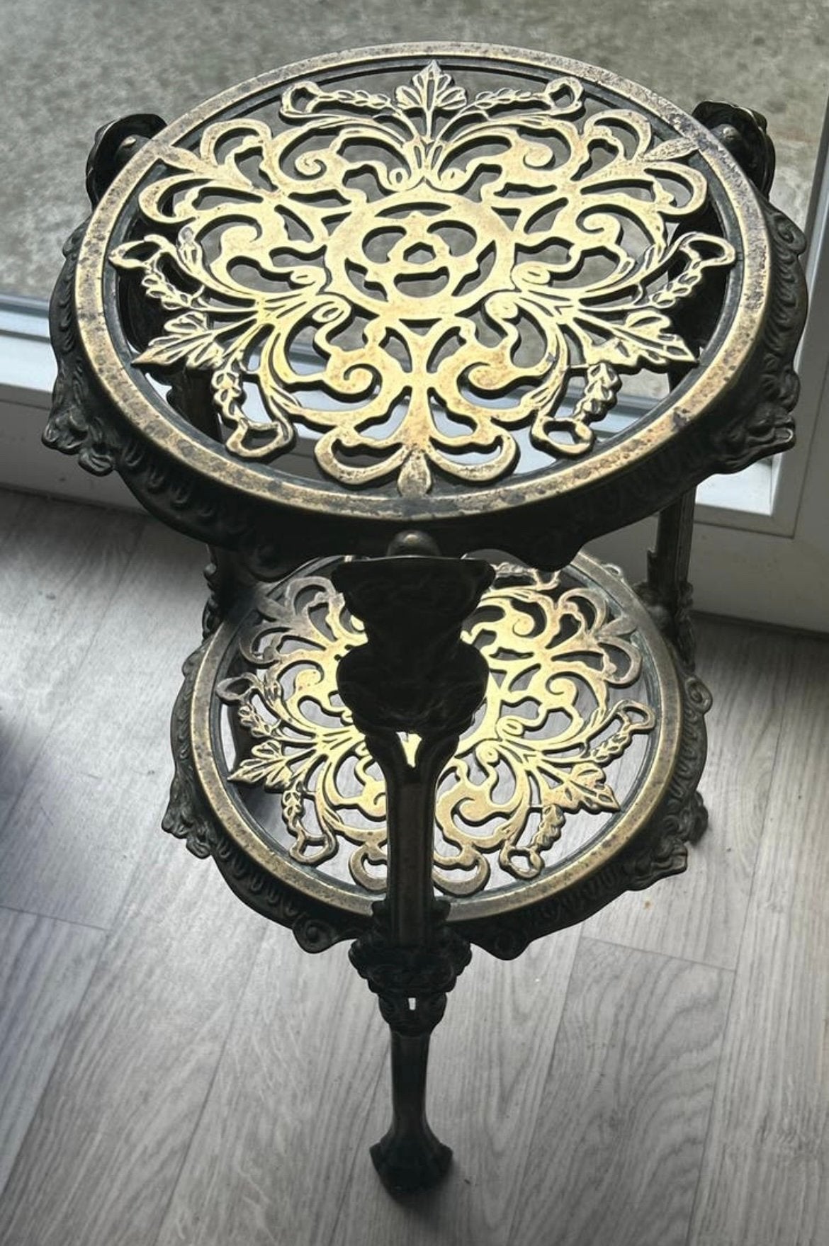 Ancienne sellette bronze, Enlèvement, Bronze