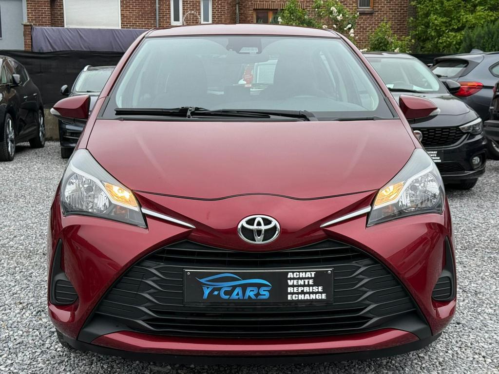TOYOTA YARIS 1.5i //NEW LIFT//…, Auto's, Toyota, 116 g/km, Stof, 4 cilinders, Bedrijf