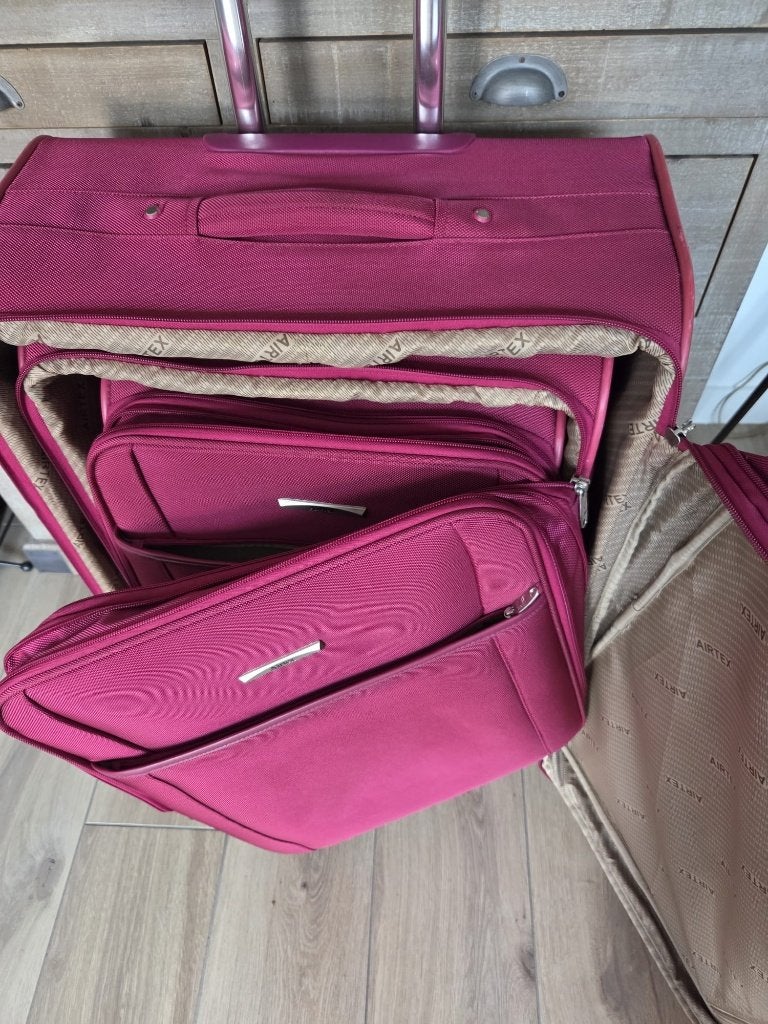 reiskoffers, Handtassen en Accessoires, Koffers, Zo goed als nieuw, 70 cm of meer, 55 cm of meer, Zacht kunststof