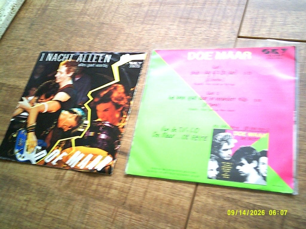 Doe Maar - 3 vinyl singles 1 nacht alleen  (Pa / De Bom) -, Cd's en Dvd's, 7 inch, Ophalen of Verzenden, Zo goed als nieuw, Pop