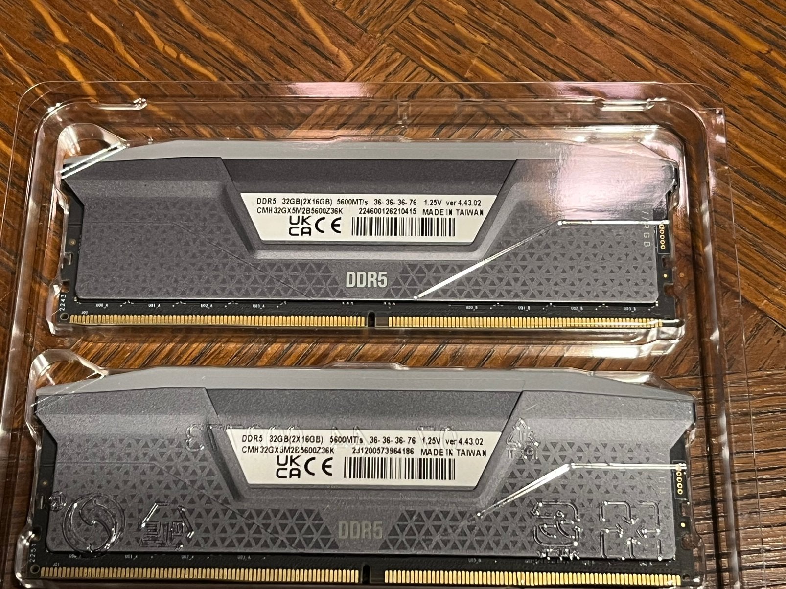 Corsair vengeance rgb DDR 5 5600 (32GB), Informatique & Logiciels, Mémoire RAM, Enlèvement, Comme neuf, DDR
