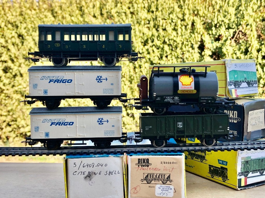 PIKO SNCB LOT DE 5 WAGONS DIVERS HO, Hobby & Loisirs créatifs, Trains miniatures | HO, Envoi, Utilisé, Wagon, Piko