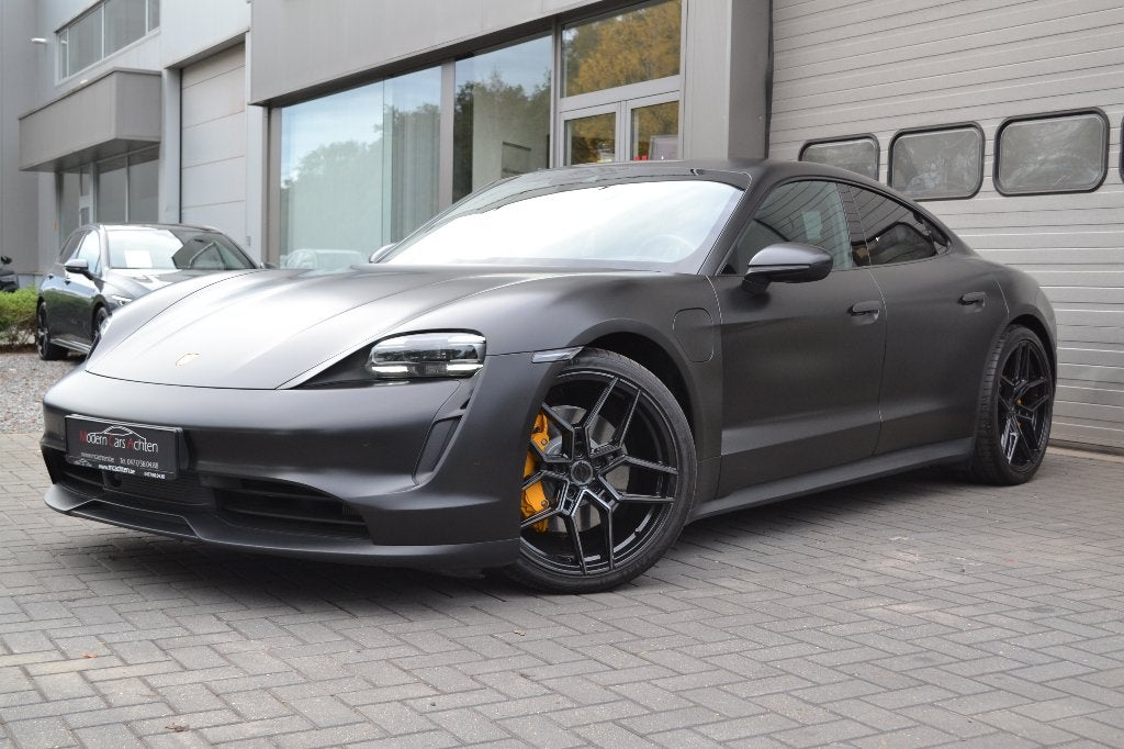 Porsche Taycan Matzwart 476 PK (Boost), Autos, Cuir, Achat, Entreprise, Entretenue par le concessionnaire