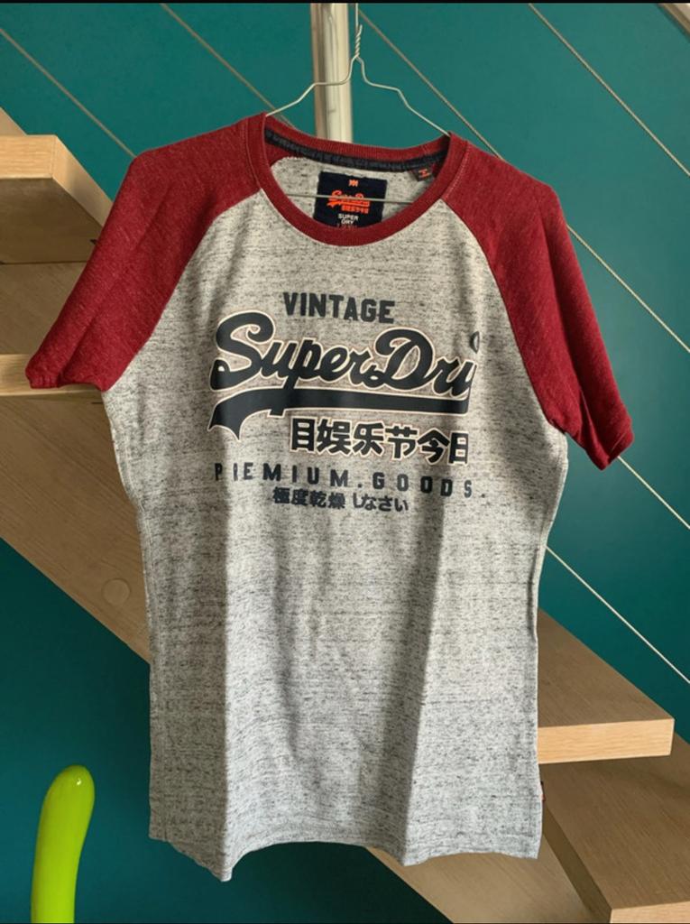 T-shirt Superdry, Manches courtes, Gris, Enlèvement ou Envoi, Taille 36 (S)