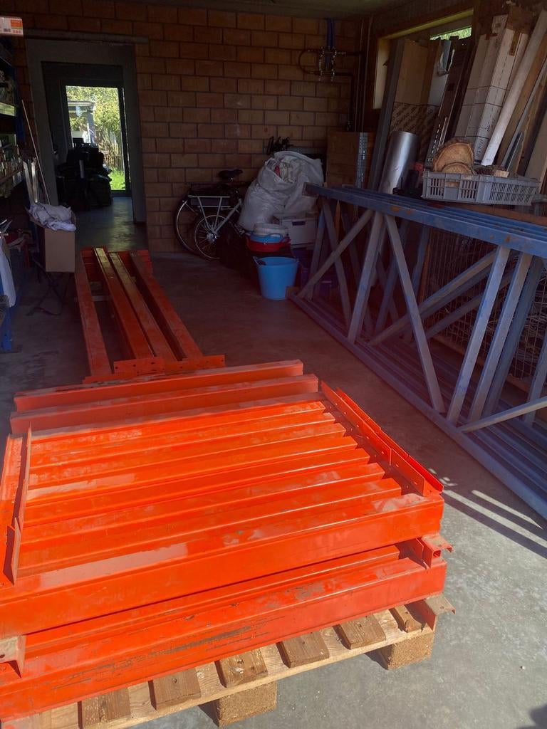 Palletstelling, Enlèvement