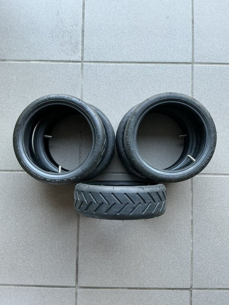 5x pneus neufs + 4x chambres à air neuves trottinette Xiaomi, Enlèvement, Neuf, Xiaomi