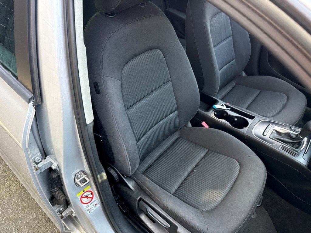 SIEGE AVANT DROIT ( PASSAGER ) Audi A4 (B8), Auto-Union-Straße  1,
85057  Ingolstadt, DE, Info@audi.de, Audi, Utilisé