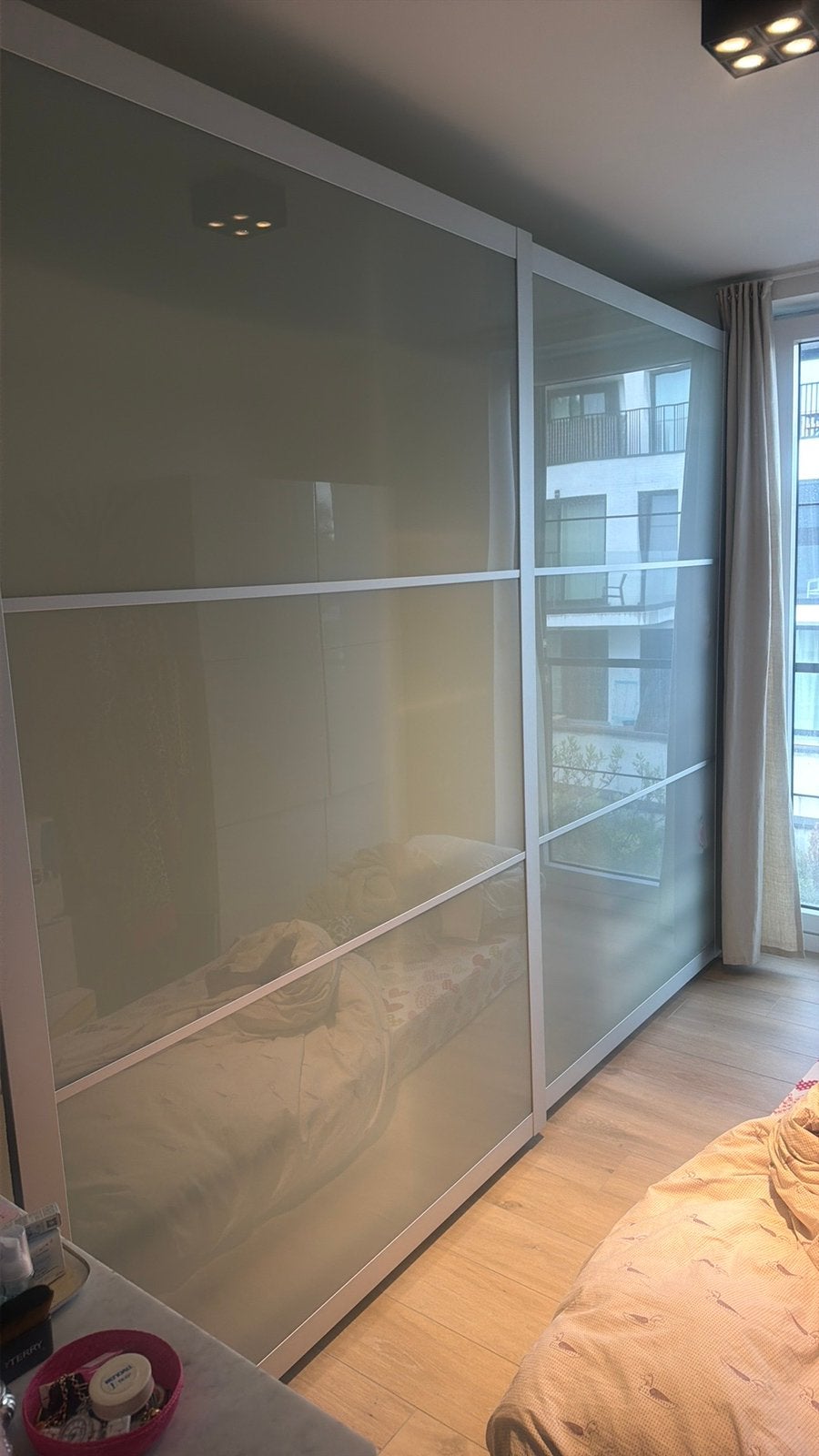 Penderie Design, Enlèvement, Utilisé