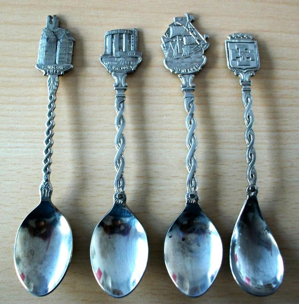 Te koop: Drie leuke theelepeltjes, Ophalen