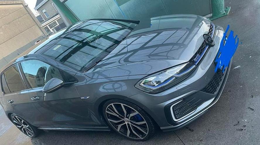 Bonjour, j'ai une Golf 7 GTE, Autos, Achat, Euro 6, Éclairage LED, 5 portes