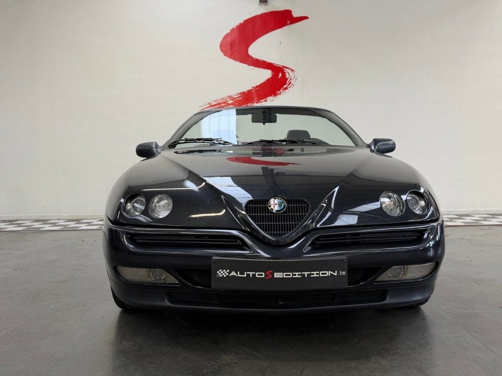 ALFA ROMÉO SPIDER 2.0I TWINSPARK (OLDTIMER), Auto's, Alfa Romeo, 1970 cc, Cabriolet, Spider, Zwart