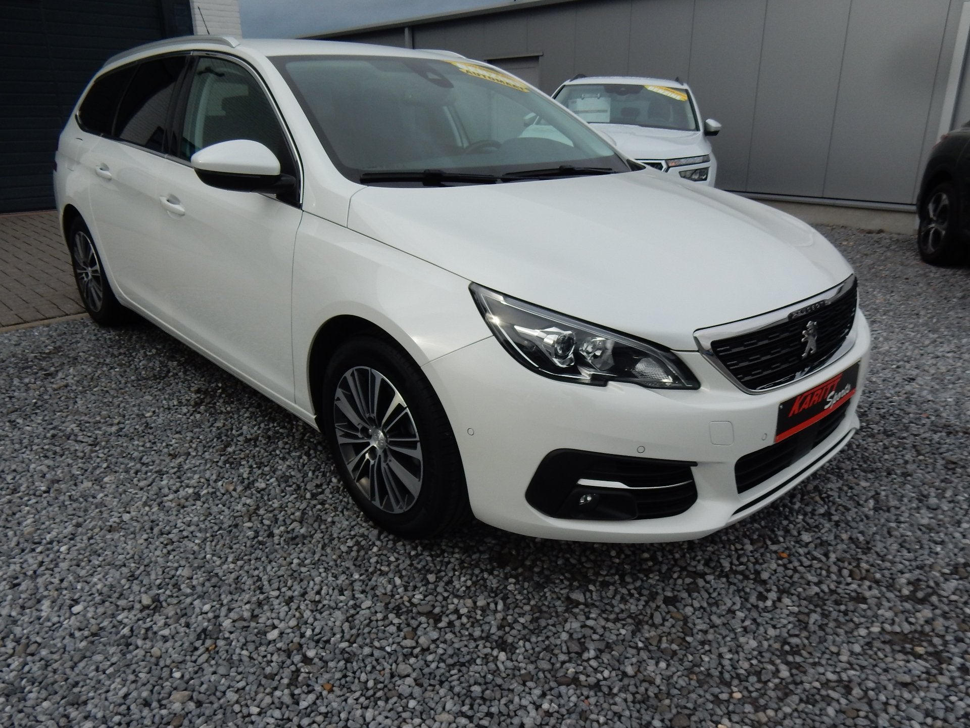 Peugeot 308 AUTOMAAT 130pk break (bj 2020), Auto's, Automaat, Stof, Gebruikt, Overige kleuren