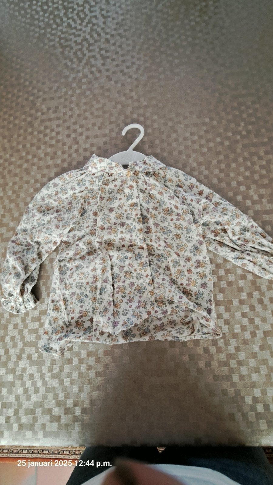 Leisjes kleding maat 80, Ophalen