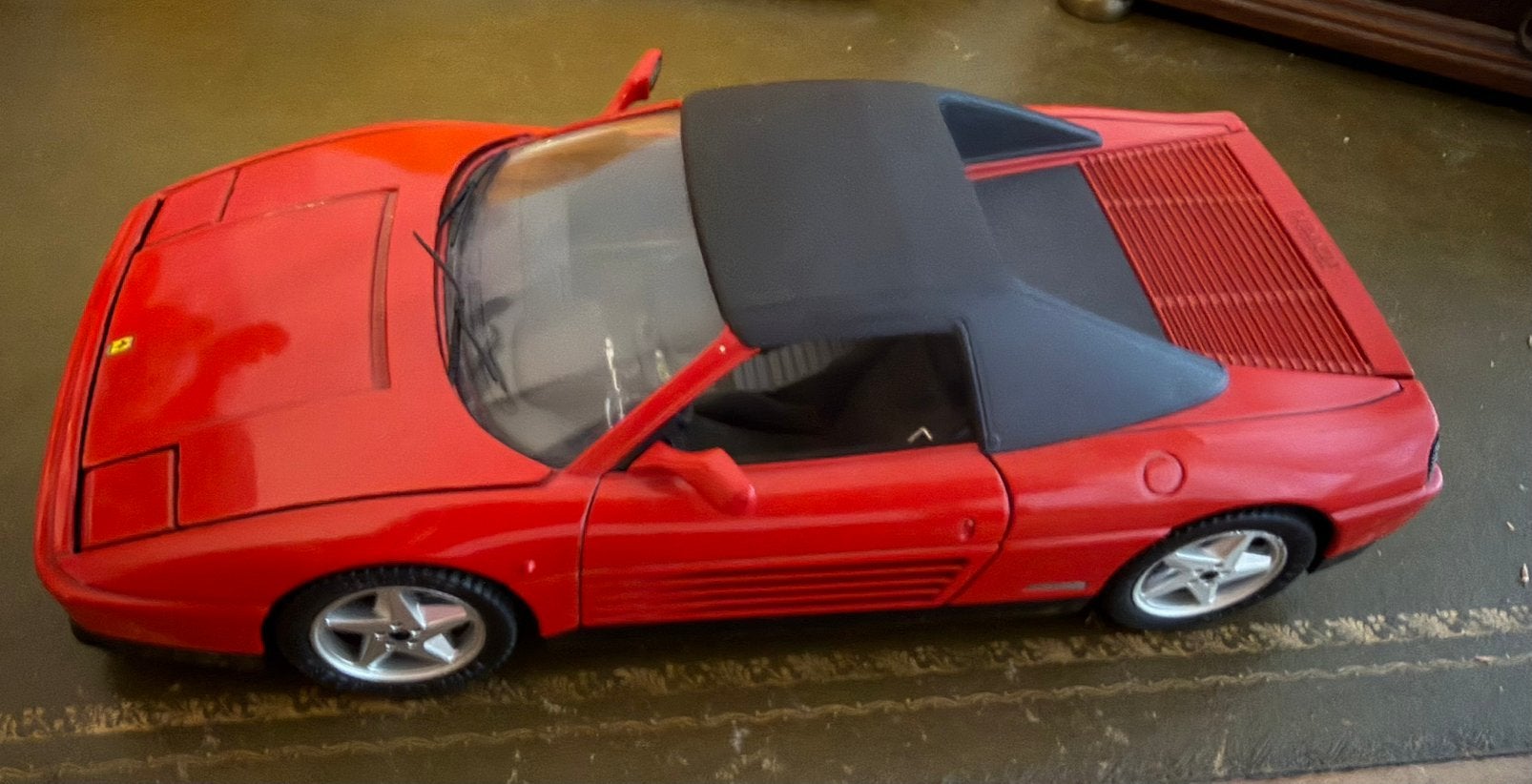 Ferrari 348 modelauto 1:18 – Mira – rood, Ophalen