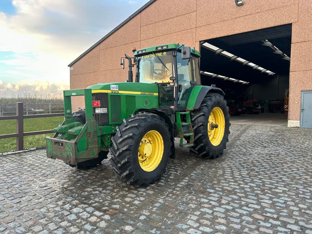 Te koop john deere 7710, Zakelijke goederen, Landbouw | Tractoren, Gebruikt, Meer dan 10000, Meer dan 160 Pk, Ophalen