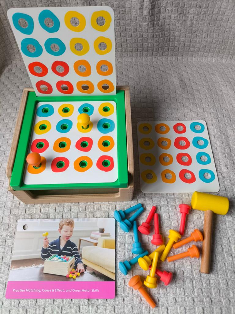 Lovevery match & tap hamerdoos montessori speelgoed, Kinderen en Baby's, Ophalen