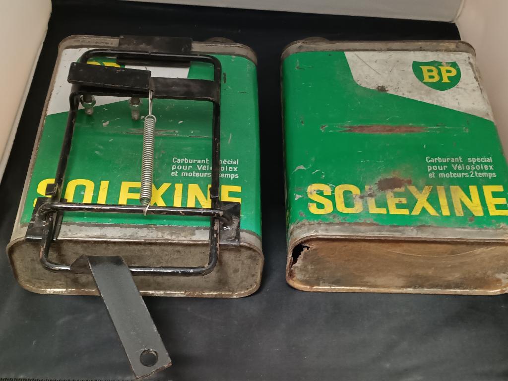 Solexine blik met houder, Ophalen of Verzenden, Gebruikt