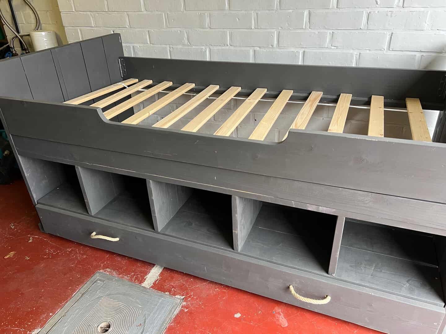eenpersoonsbed 90 x 200 x 100cm, Huis en Inrichting, Ophalen, 90 cm, Eenpersoons, Zo goed als nieuw