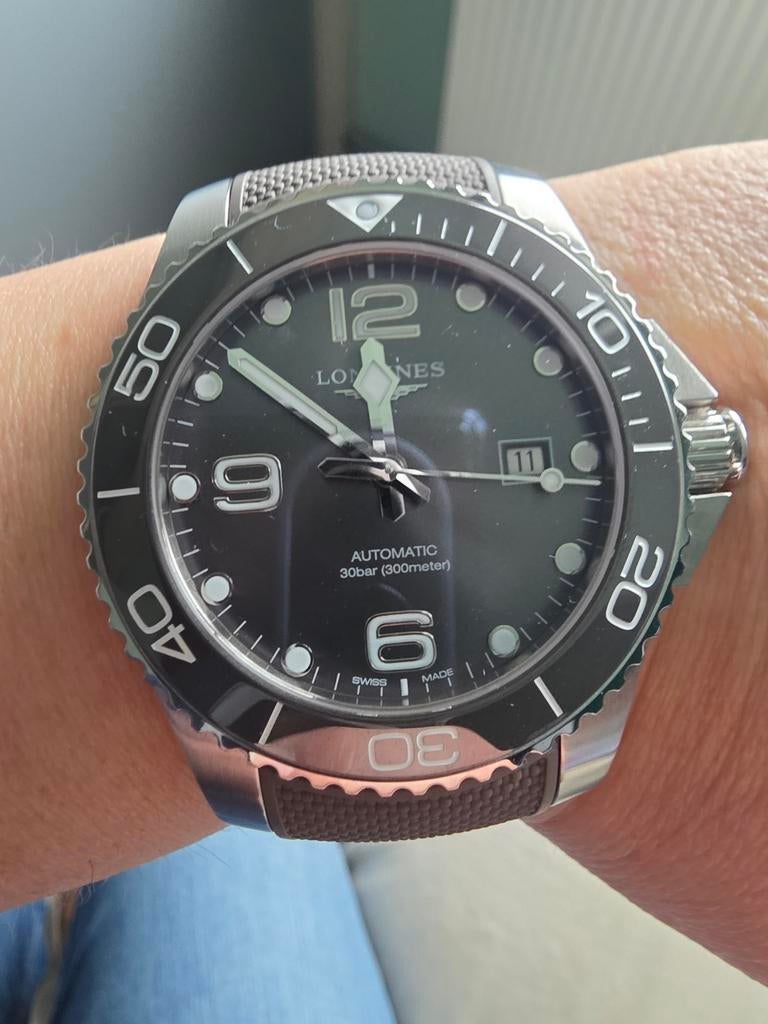 Longines Hydroconquest auto lunette céramique 43mm oct. 2025, Bijoux, Sacs & Beauté, Montres | Hommes, Enlèvement, Acier