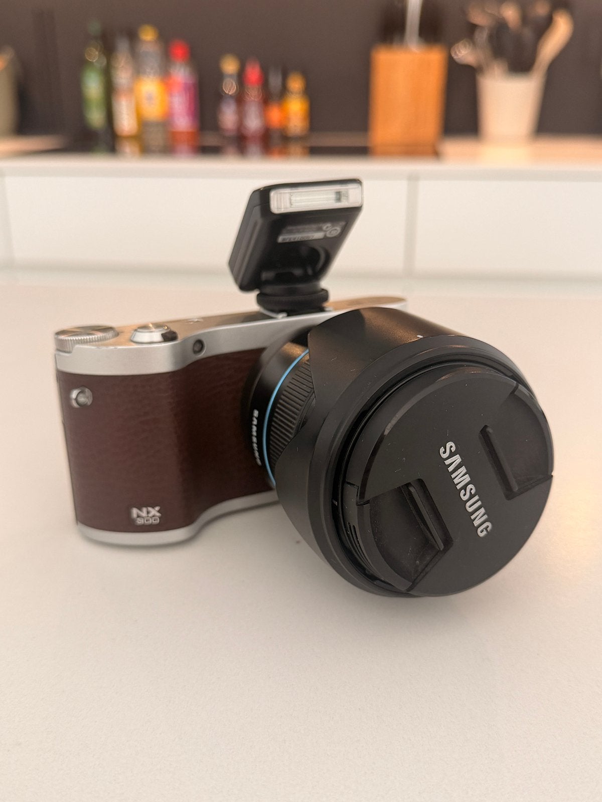 Samsung NX300 met 18-55mm lens. Zeer goede staat, Ophalen of Verzenden, Zo goed als nieuw, Lensdop, Samsung