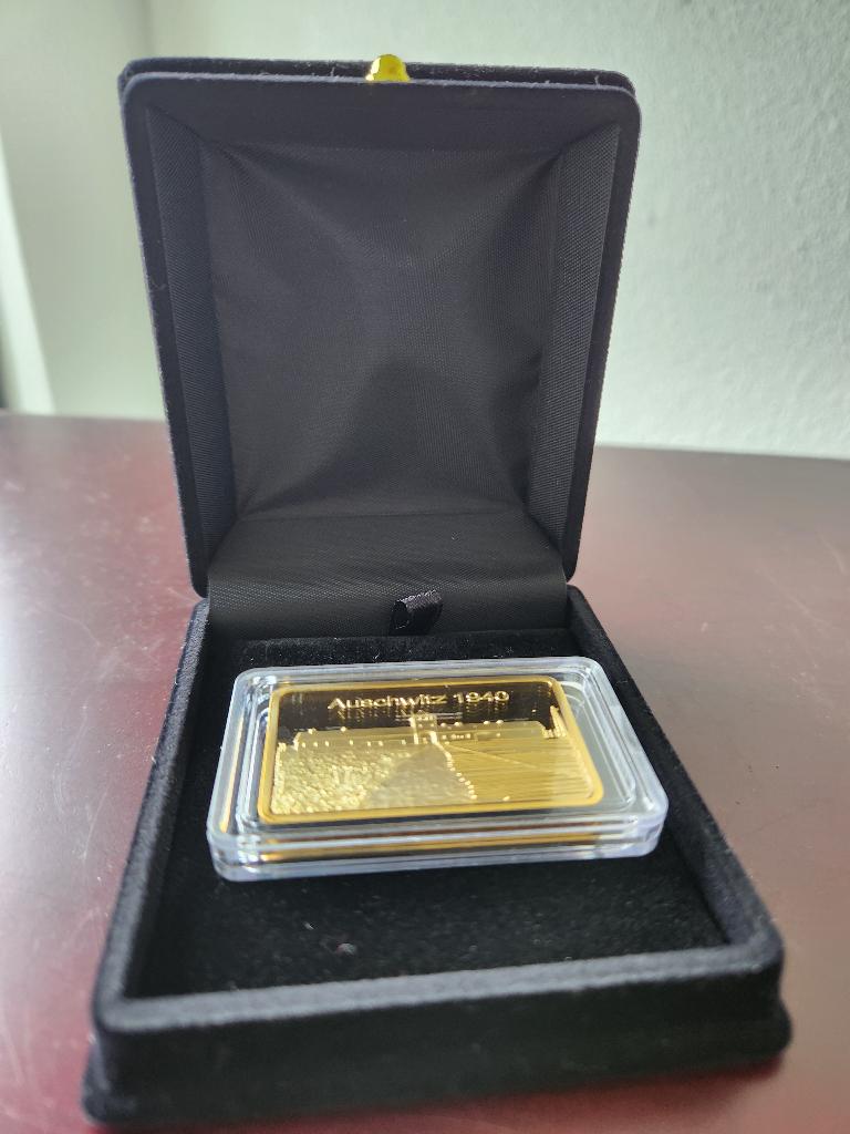 Auschwitz 1940 Tweede Wereldoorlog WW2 vergulde Goud Baar, Verzamelen, Militaria | Tweede Wereldoorlog, Ophalen, Landmacht, Kunstobject