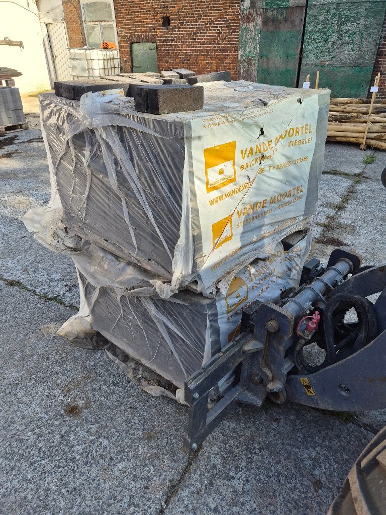 overstock (klei)klinkers, grindmatten, grasdal, keerwanden,, Doe-het-zelf en Bouw, Ophalen, Zo goed als nieuw