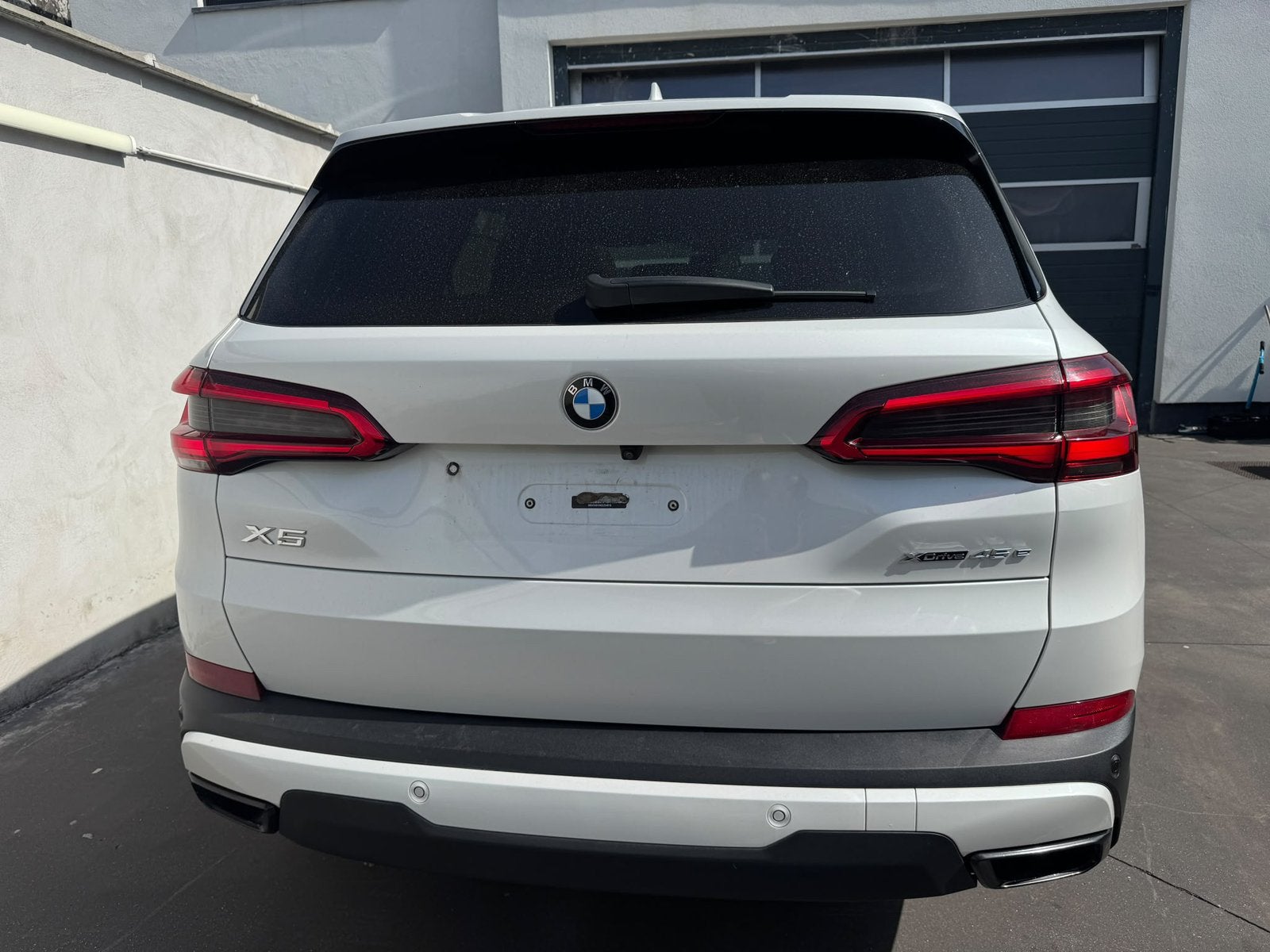 BMW X5 3.0 I HYBRIDE, Auto's, Automaat, Wit, Bedrijf, Hybride Elektrisch/Benzine