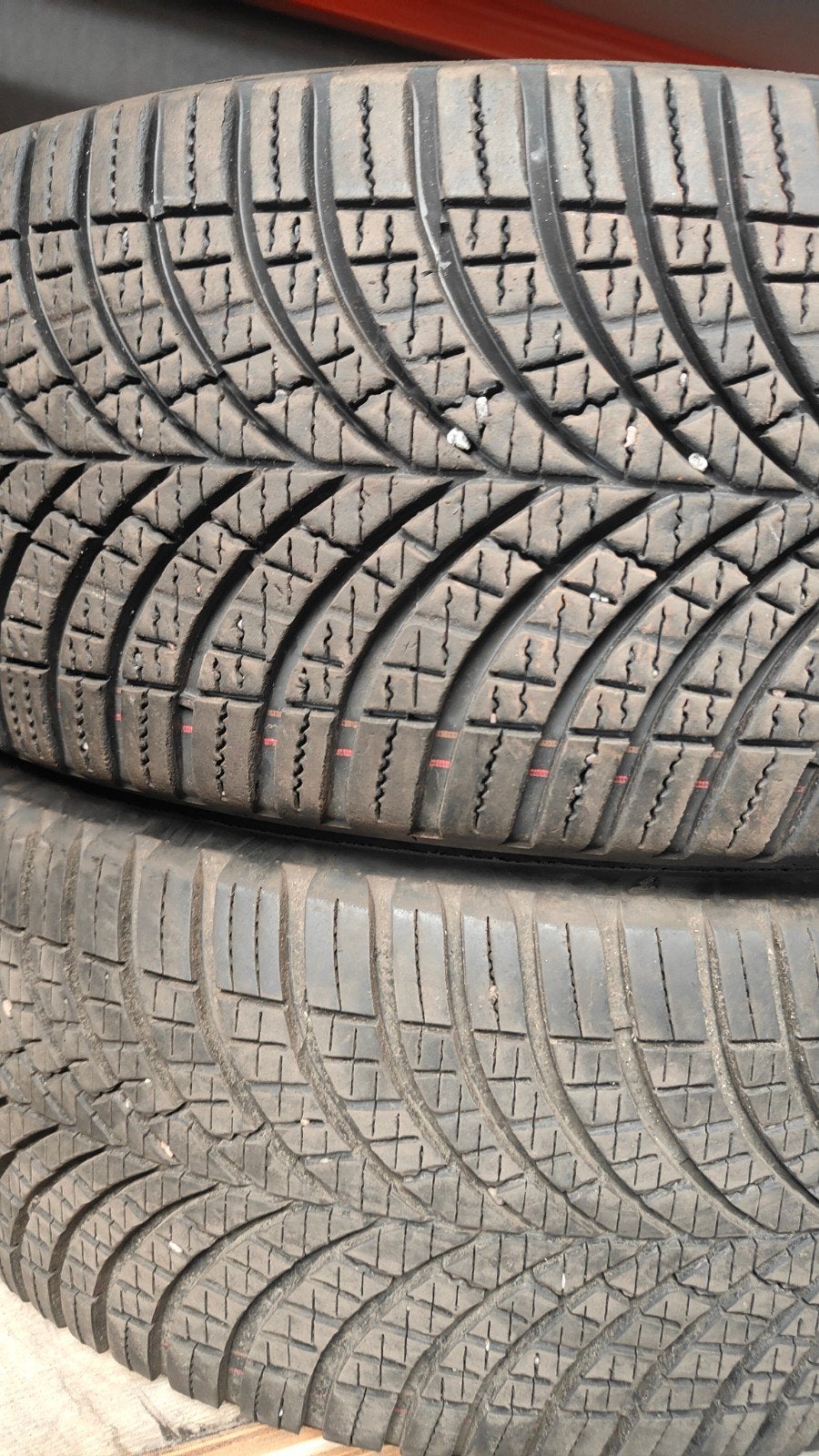 225/55/17 225 55 r17c 225/55 r17 c 4season allseasons, Enlèvement ou Envoi