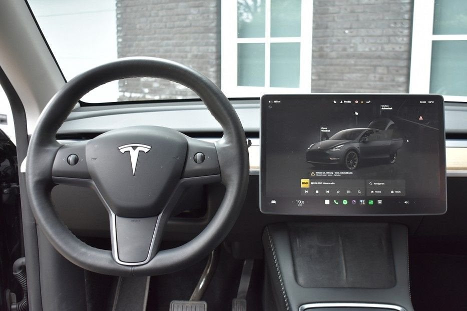 Tesla Model Y Long Range dual motor - AWD -92% SOH Wij zijn, Autos, Tesla, Achat, Entreprise, Noir, Automatique