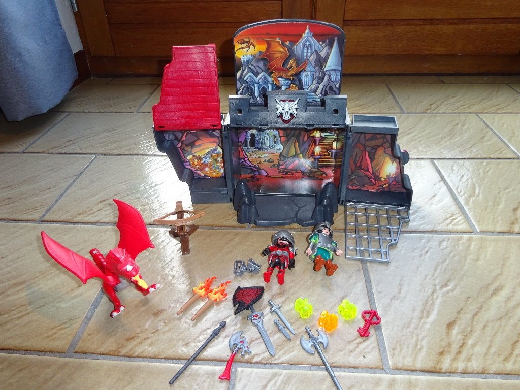 Playmobil meeneem drakenkasteel, Kinderen en Baby's, Ophalen of Verzenden, Zo goed als nieuw, Complete set, Gebouw