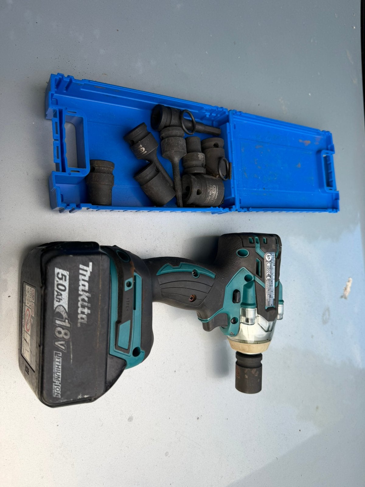 Makita, Doe-het-zelf en Bouw, Gereedschap | Boormachines, Ophalen, Zo goed als nieuw