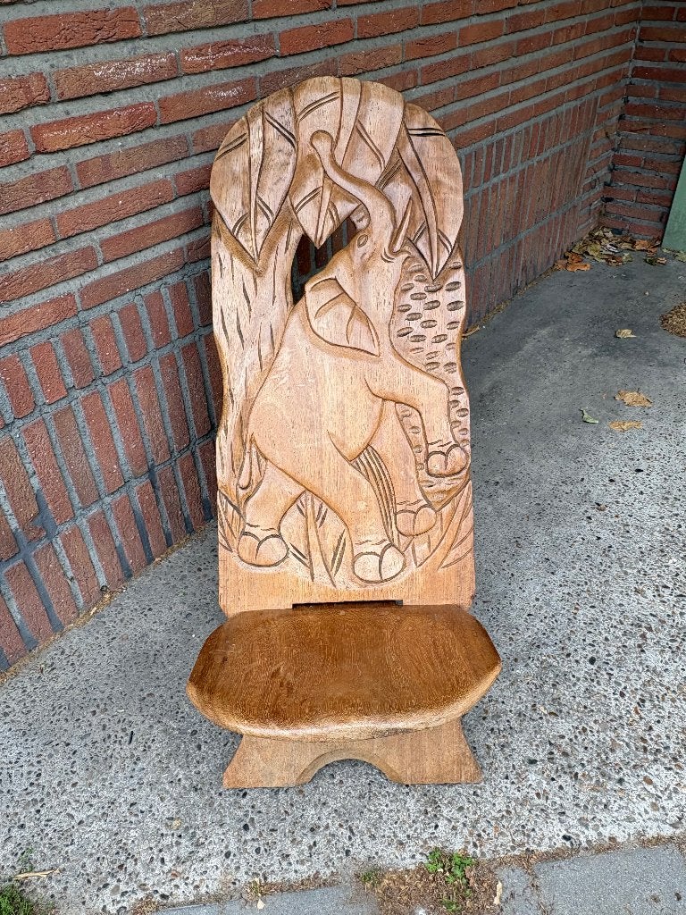 Chaise africaine, Enlèvement