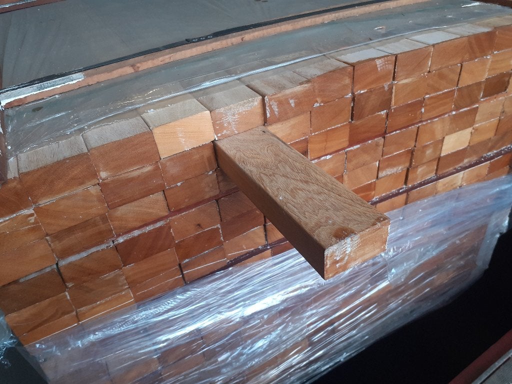 5 faisceaux de poutres en bois dur 40x70 mm -  3,37 p/m1, Enlèvement ou Envoi, Bois dur, Poutres, Neuf