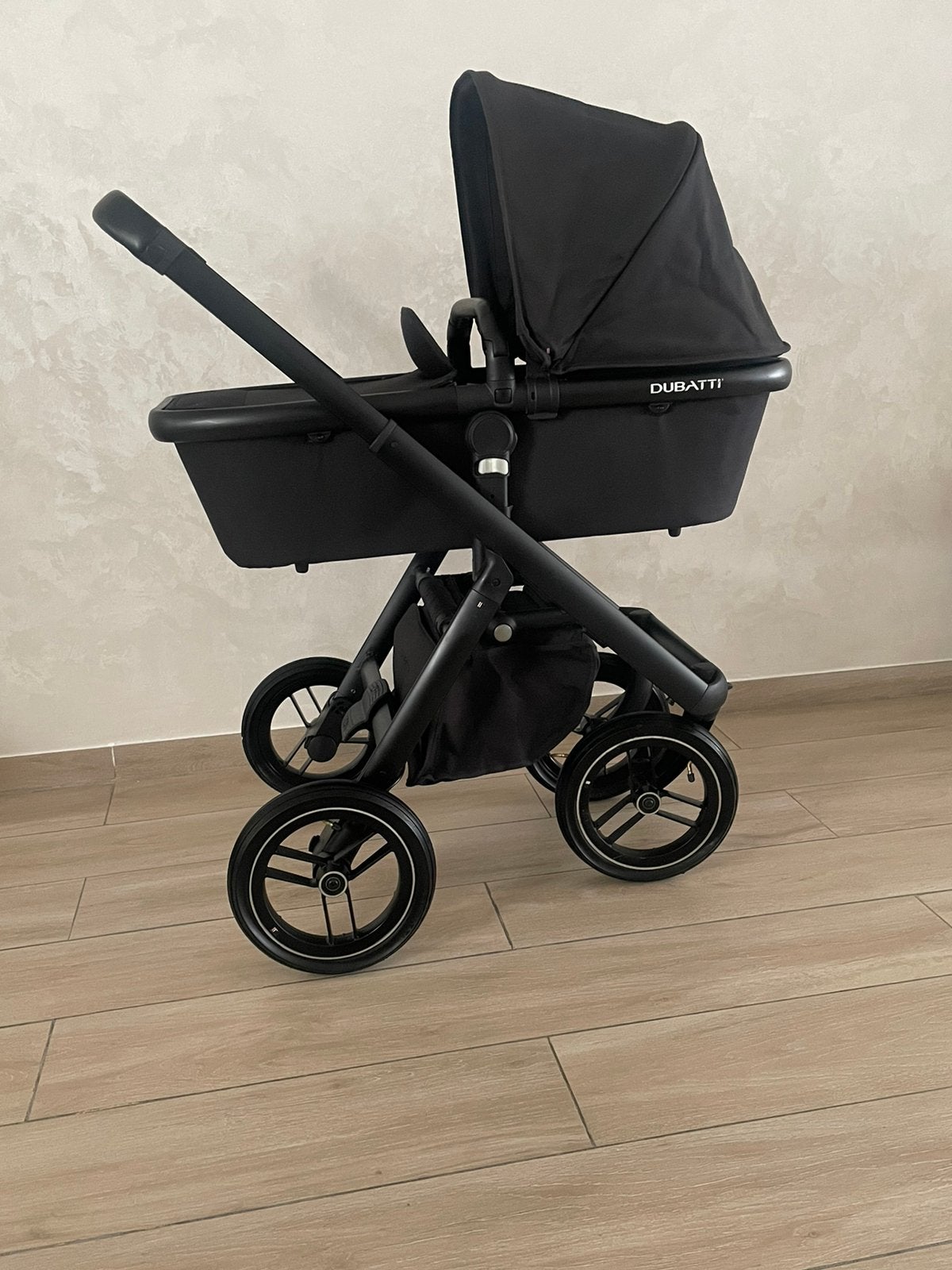 Dubatti One E5 3-in-1 Kinderwagen Black - Black compact, Kinderen en Baby's, Ophalen, Babygeluk, Zo goed als nieuw, W