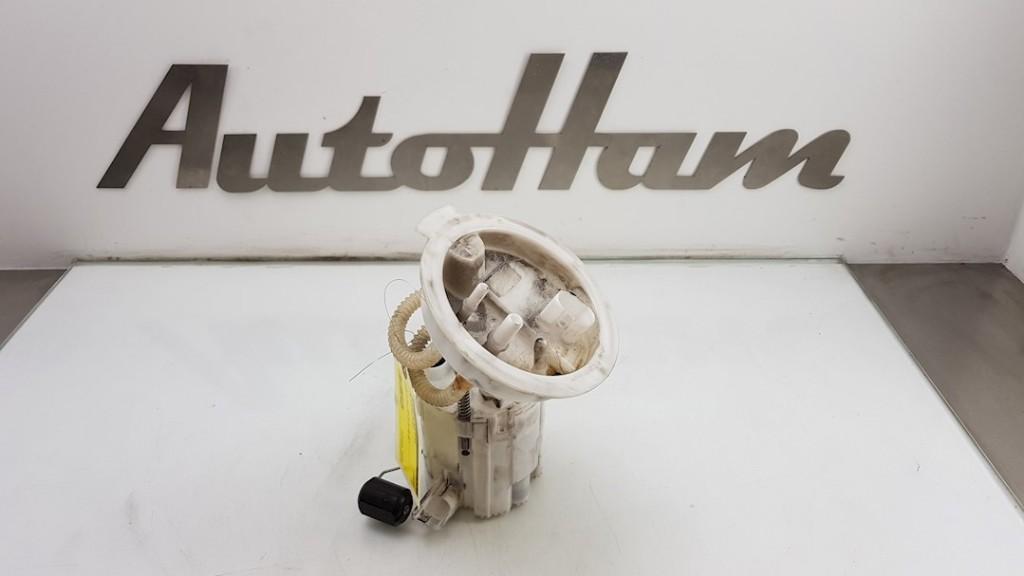 OPVOERPOMP BMW 3 serie (F30) (|16117243972|), Gebruikt, BMW, Petuelring 130
80809  München, DE, Bayerische Motoren Werke AG