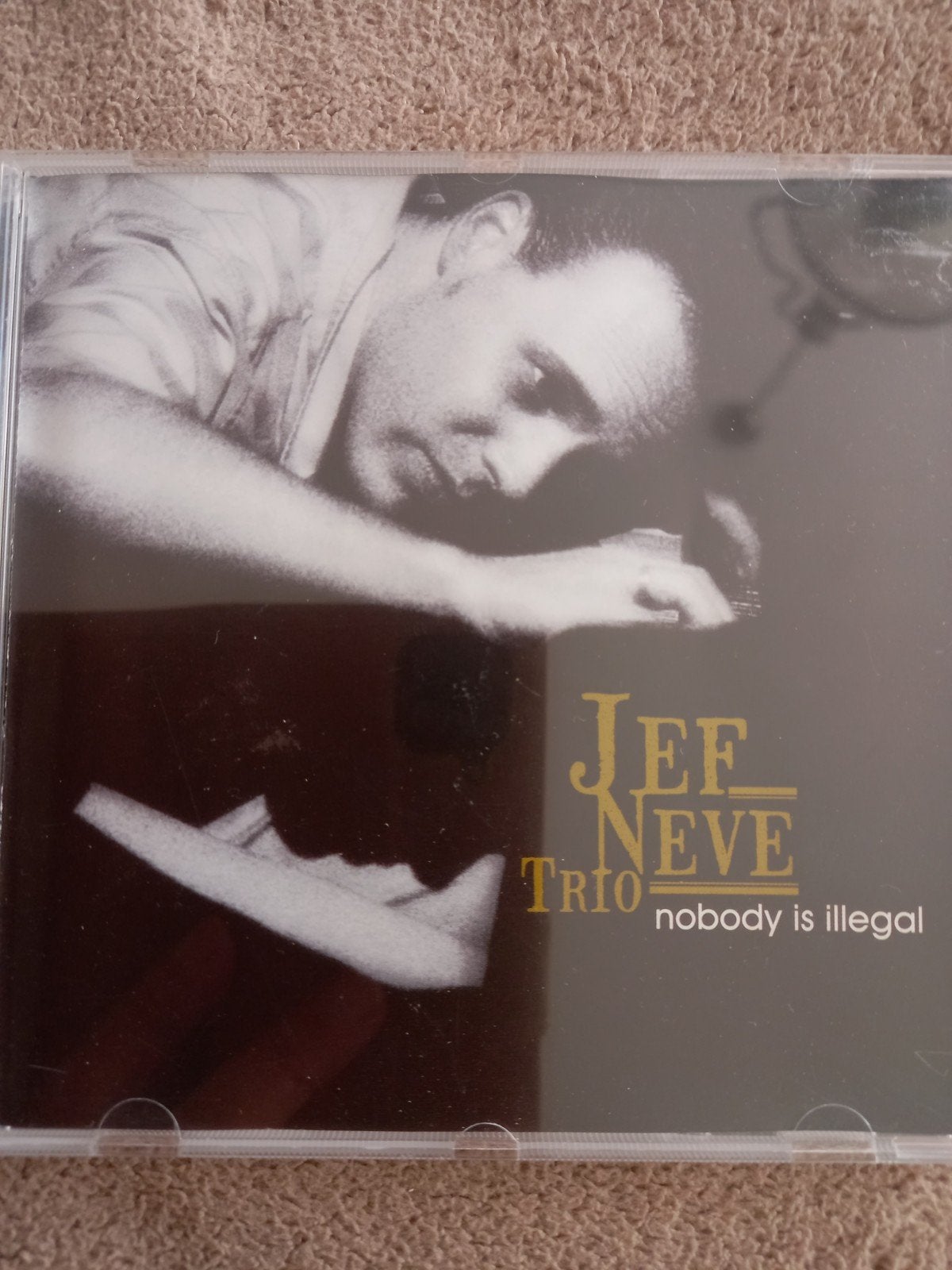 Jef Neve trio nobody is illegal, Ophalen of Verzenden