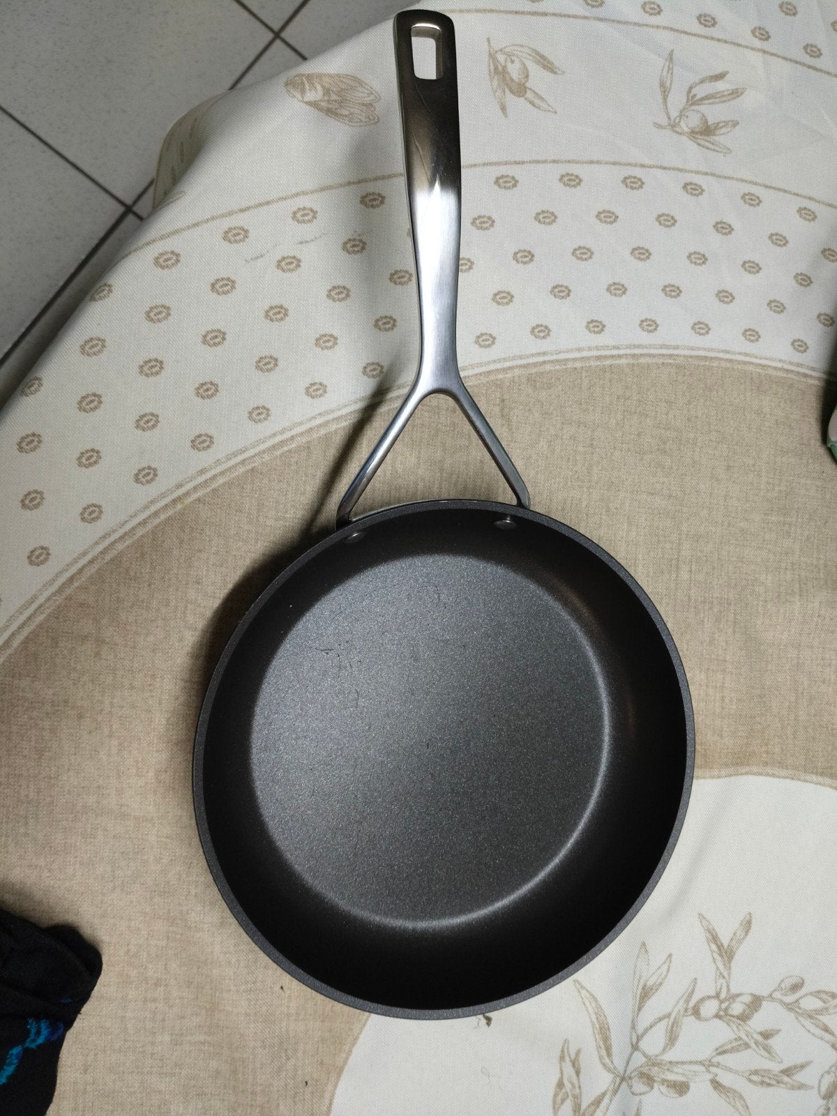 de meyeren steelpan 24 cm nog nieuw, Huis en Inrichting, Ophalen, Demeyere