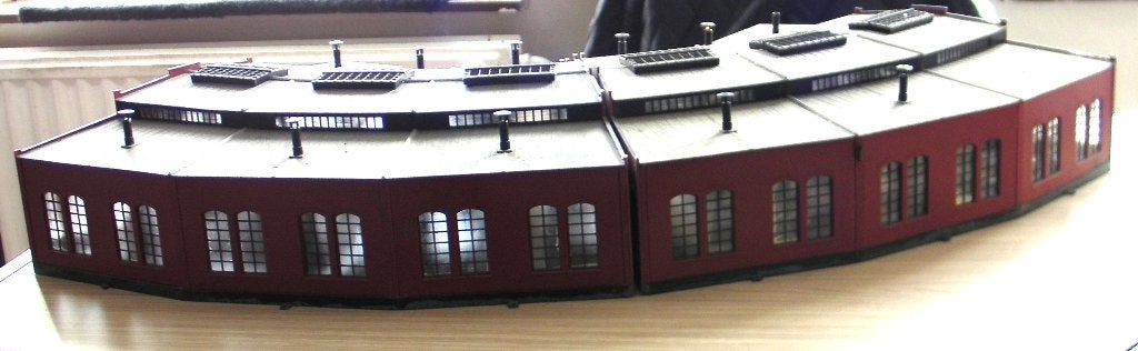 Très belle rotonde / garage pour 6 locomotives, Ophalen, Gebruikt, Brug, Tunnel of Gebouw, Overige merken