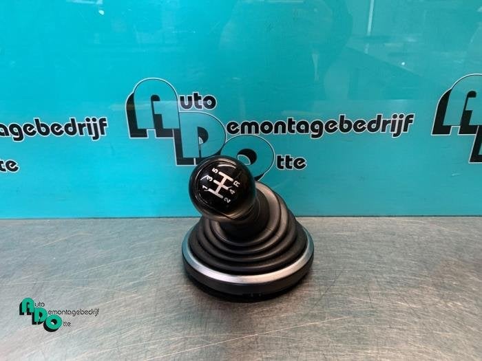 Enveloppe levier de vitesse d'un Ford Fiesta (Fiesta 02-), -, 3 mois de garantie, -, -