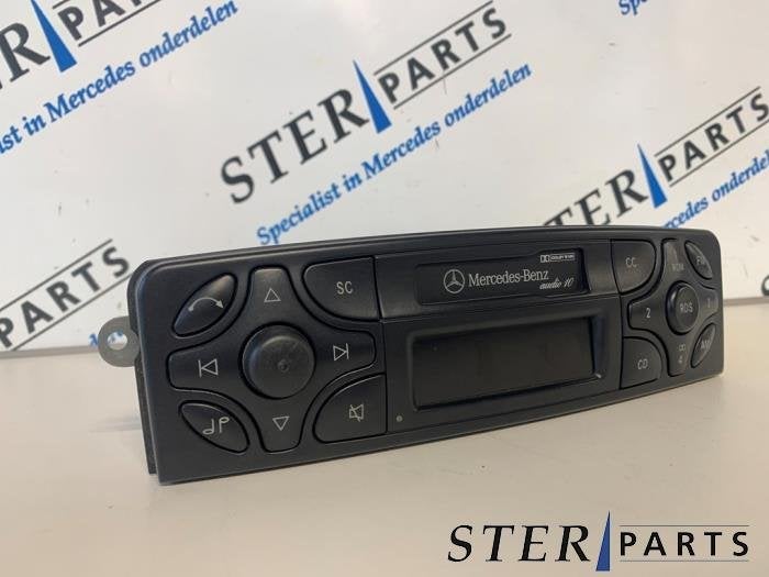 Radio CD Speler van een Mercedes C-Klasse, Gebruikt, -, Ophalen of Verzenden, -