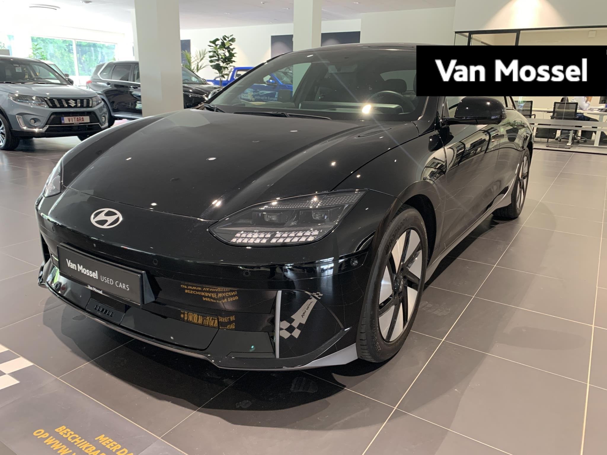 Hyundai IONIQ 6 Balance | Navi | 360° Cam | Sunroof | ..., Auto's, Hyundai, Automaat, 4 deurs, Gebruikt, https://public.car-pass.be/vhr/c0e931ff-044a-4850-a8db-6aec14f27479