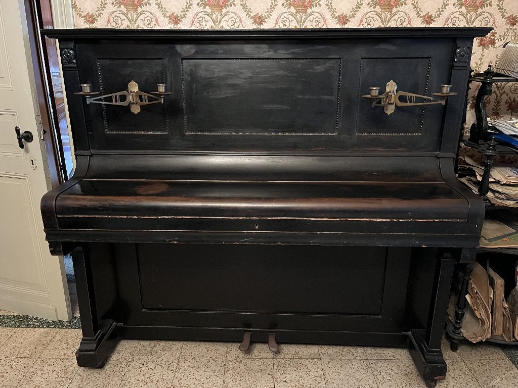 Piano droit Fritz Kuhla modèle E (1911), Musique & Instruments, Pianos, Utilisé, Piano, Noir, Brillant, Enlèvement