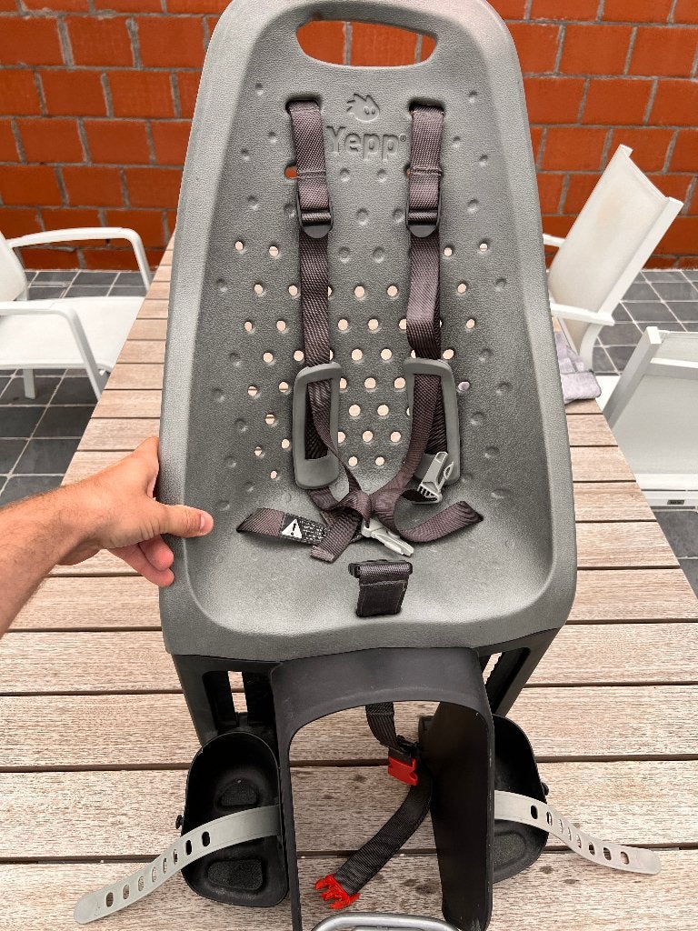 yeppi maxi fietsstoel, Fietsen en Brommers, Fietsaccessoires | Fietsstoeltjes, Ophalen, Achterzitje, Voetsteuntjes, Yepp (Thule)