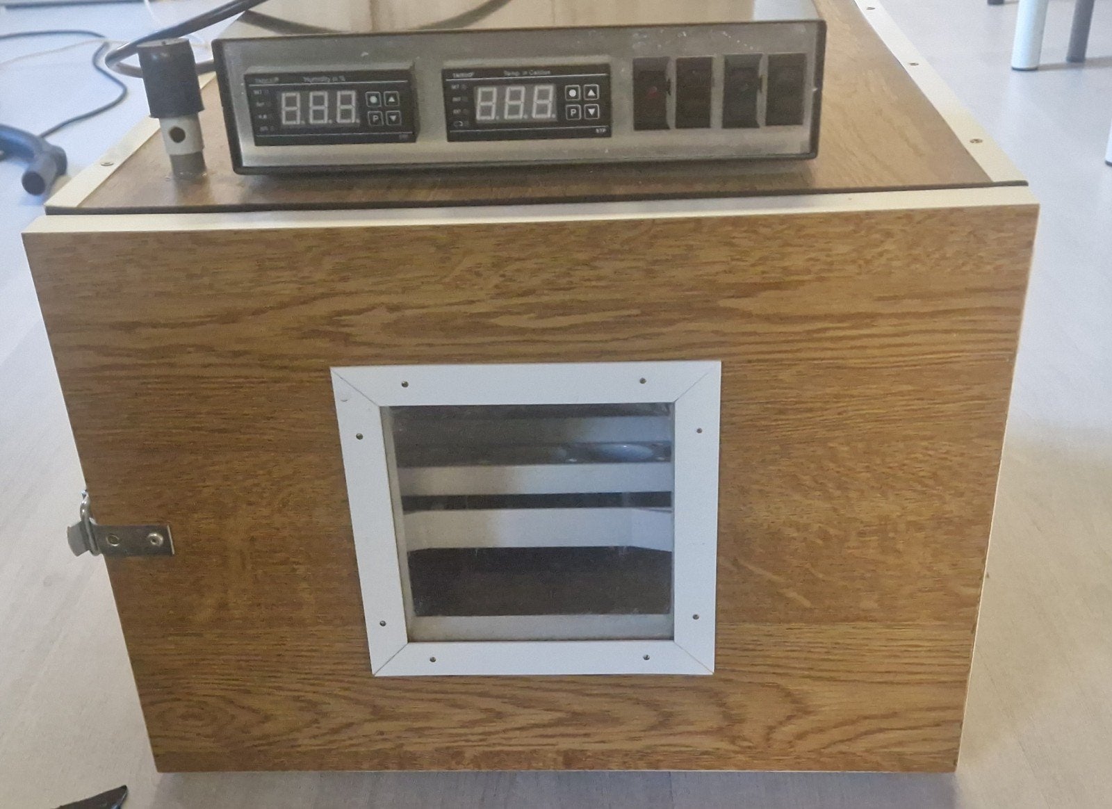 Volautomatische Broedmachine 250€
