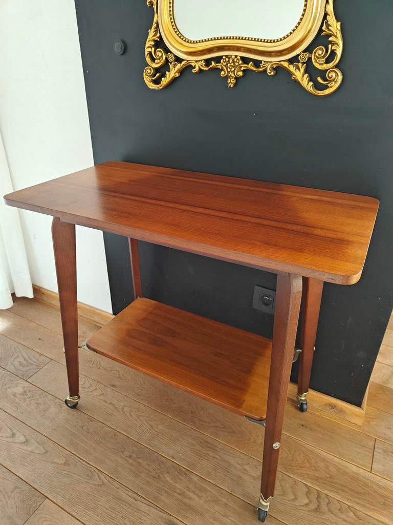 Vintage serveerwagen radio-meubel op wieltjes, Antiek en Kunst, Ophalen