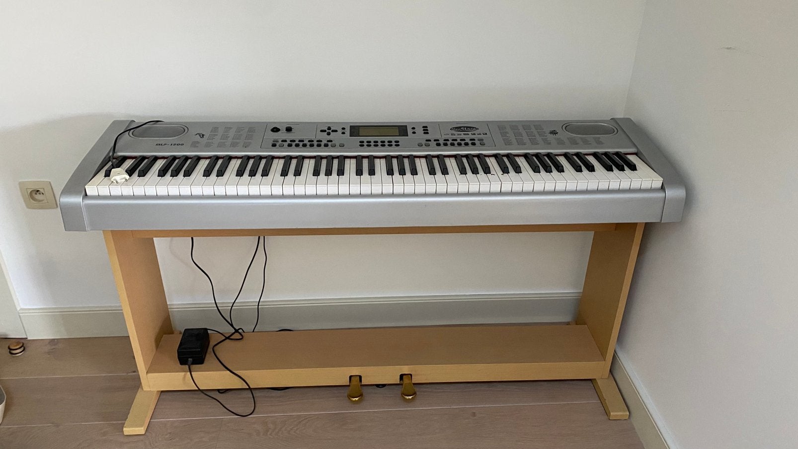 Wave stated keybord, Ophalen, Gebruikt, Piano