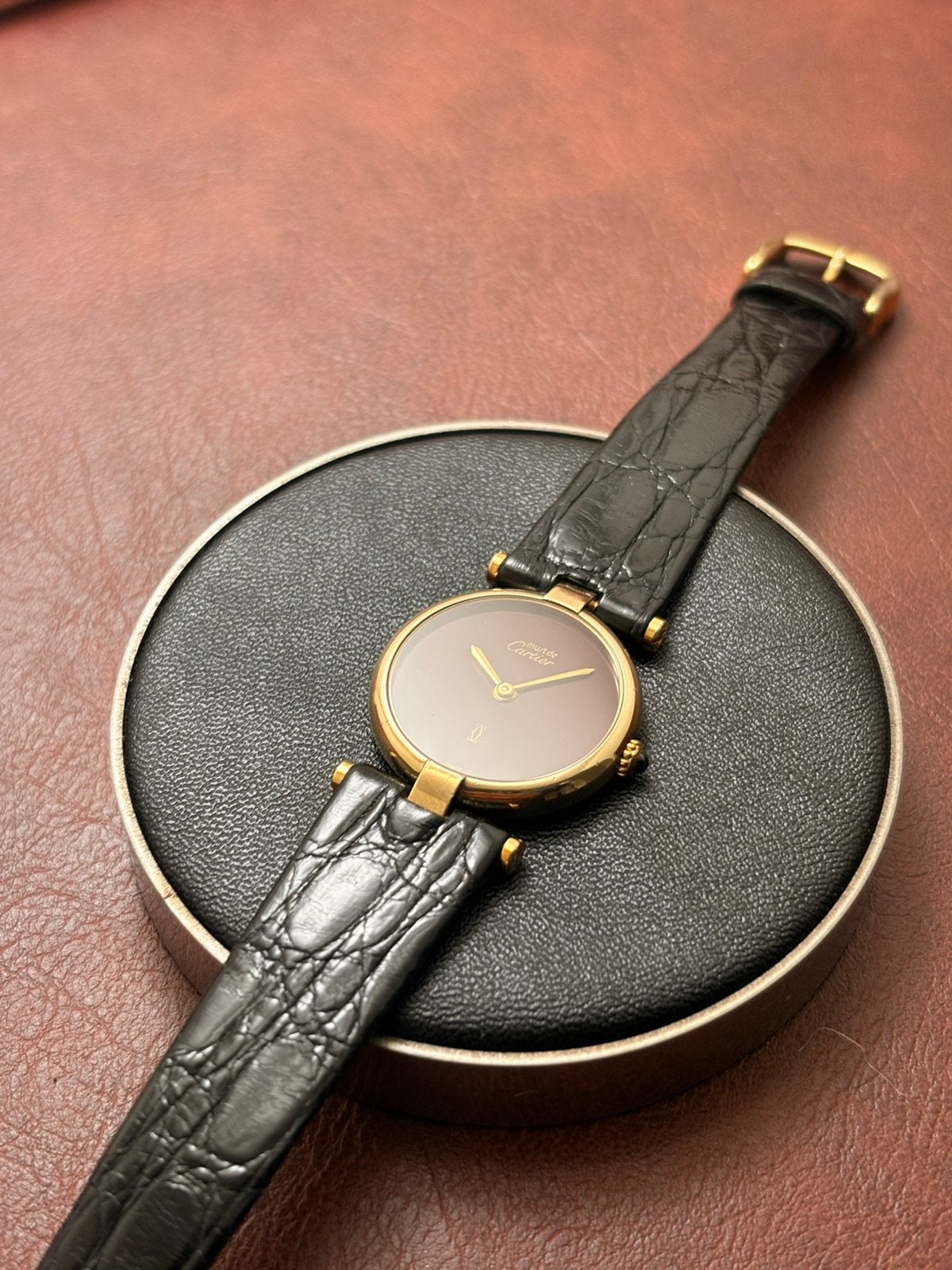 Montre Must de Cartier Vendôme (ne fonctionne pas), Montre-bracelet, Autres marques, Enlèvement ou Envoi, Cuir