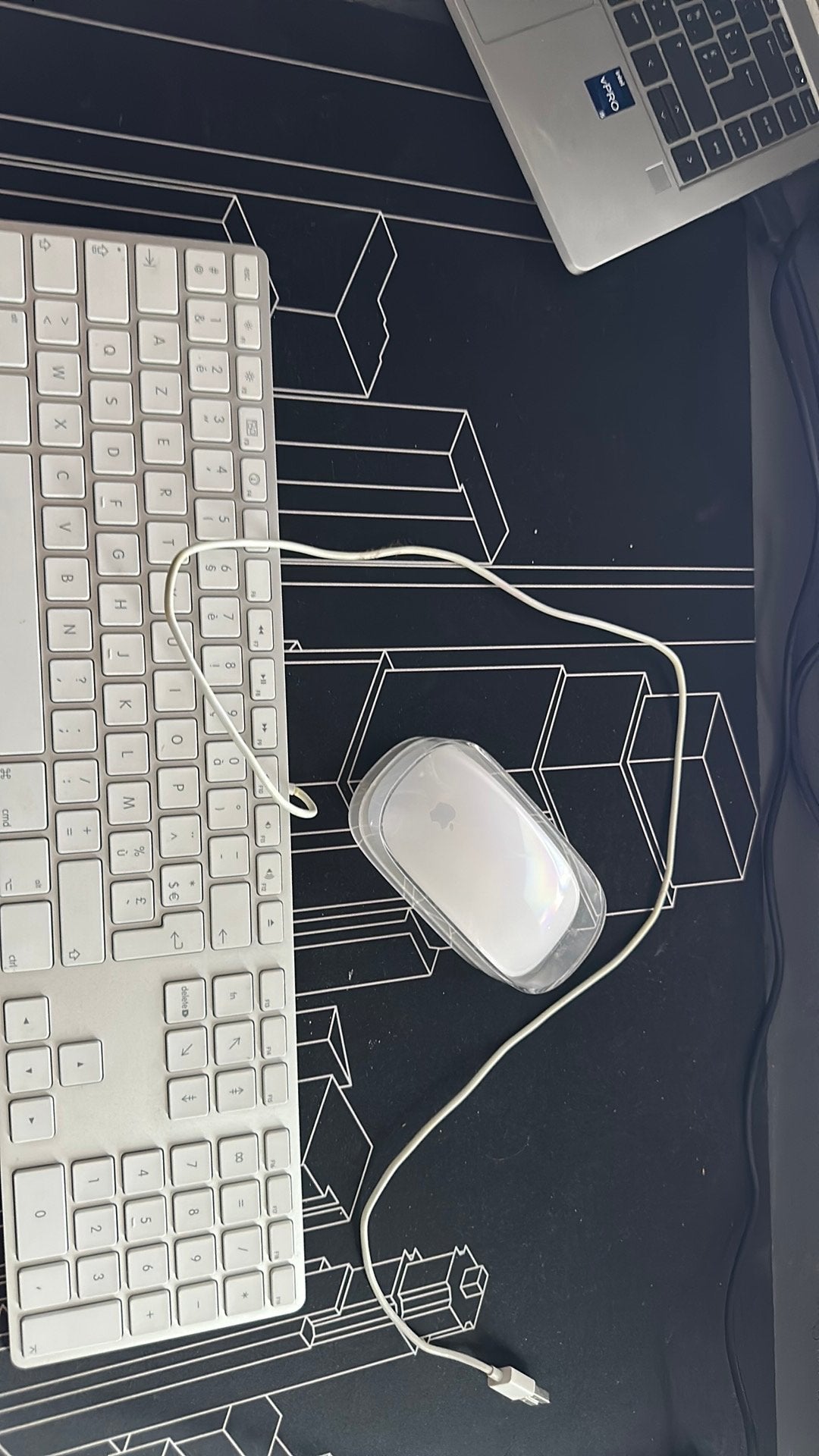 Clavier apple et souris, Informatique & Logiciels, Enlèvement, Azerty, Comme neuf, Filaire