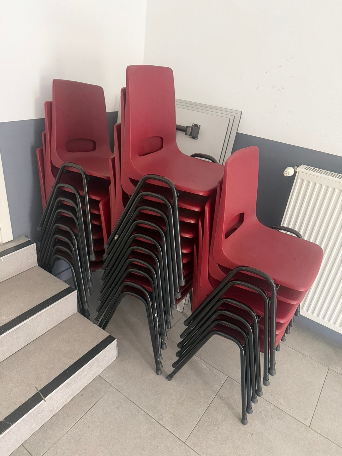 Horeca tafels en stoelen faillissement opkoop, Ophalen