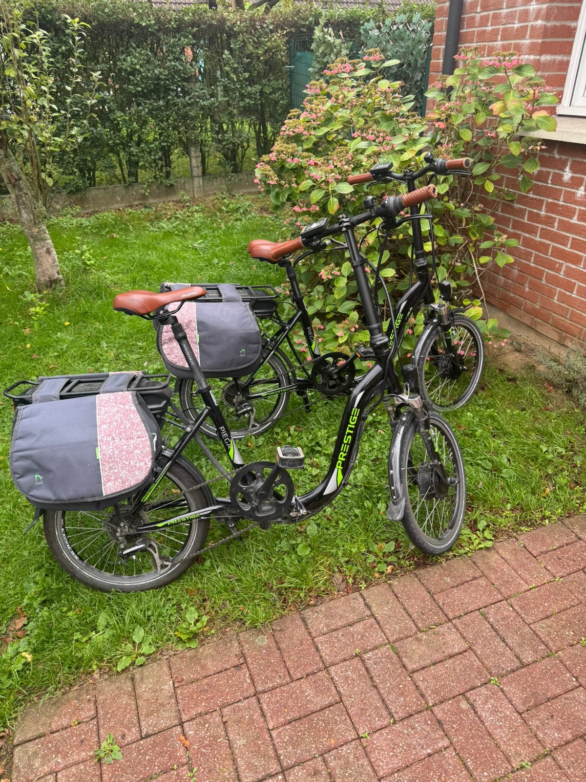 Twee opvouwbare elektrische fietsen, Fietsen en Brommers, Ophalen, Zo goed als nieuw
